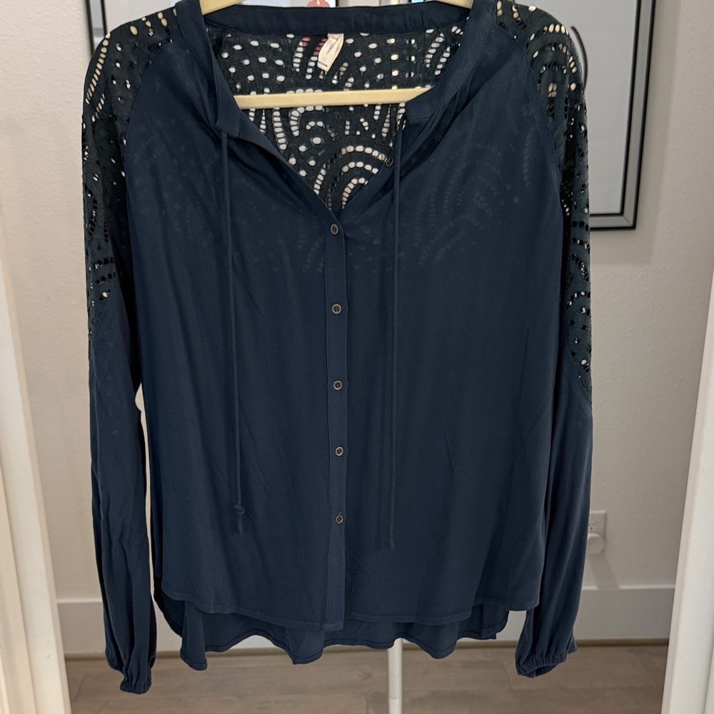 Gentle Fawn Midnight Blue Blouse with Lace Sleeves